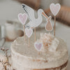 Digitaler Storch Cake-Topper – Minimalistische Kuchendeko als Printable Vorlage von Eulenschnitt, ideales Dekobeispiel für Babypartys.