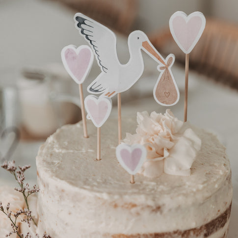 Digitaler Storch Cake-Topper – Minimalistische Kuchendeko als Printable Vorlage von Eulenschnitt, ideales Dekobeispiel für Babypartys.