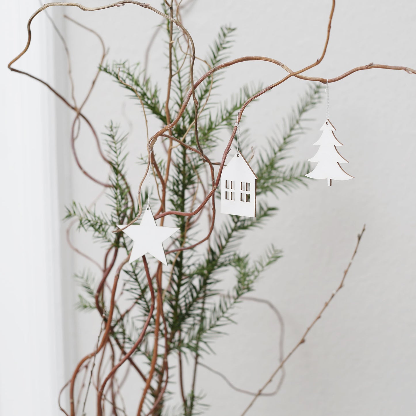 Pendentifs en bois étoile blanche en lot de 8