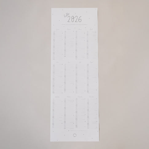 Wandkalender 2026 im Hochformat mit kompletter Jahresübersicht, schlichtem Design und Aufschrift „hallo 2026“.