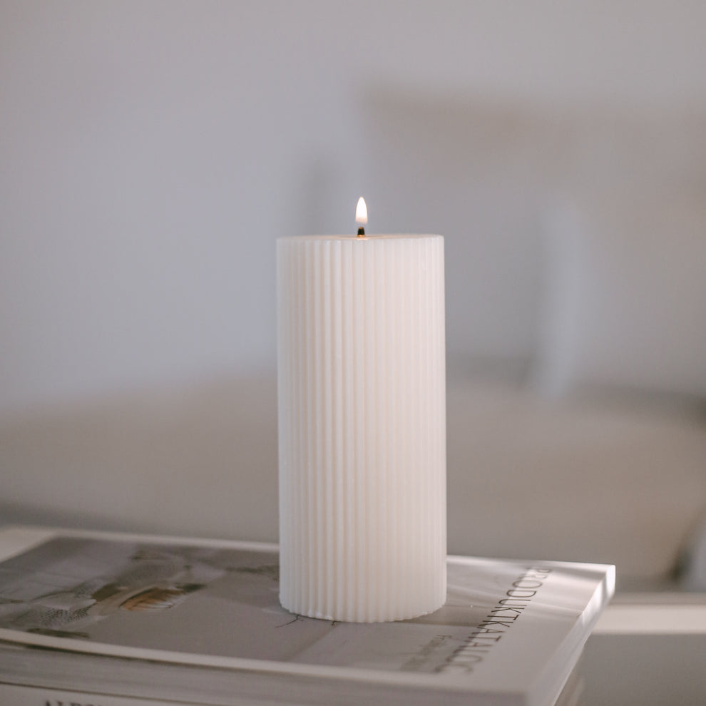 Blockkerze Rillen 70 x 150 weiß | Eulenschnitt 