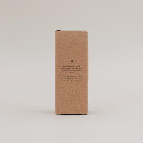 Rückseite der Verpackung mit Info: Papieranhänger 3er Set mit Magnetverschluss, leicht faltbar