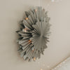 Graue Papierschneeflocke 45 cm als hängende Weihnachtsdekoration mit filigraner Fächeroptik