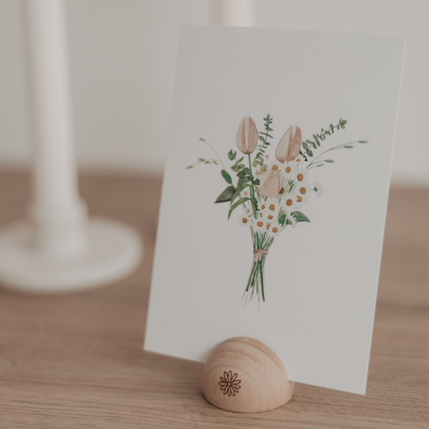 Halbrunder Kartenständer Daisy | Eulenschnitt