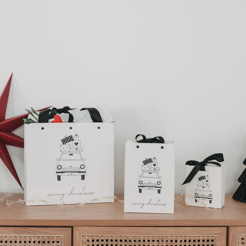 Geschenktüten Set Weihnachten in drei Größen mit Auto Motiv