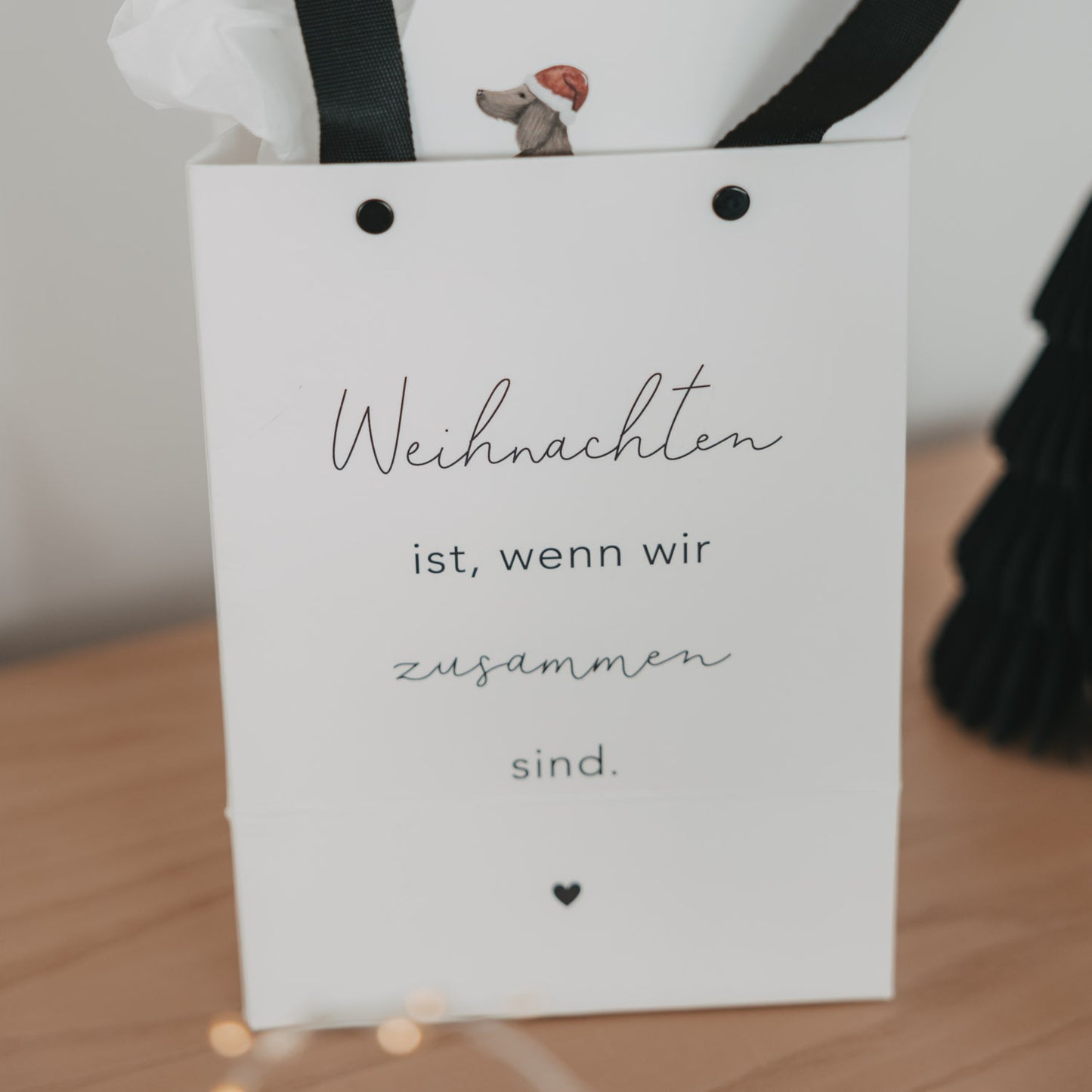 Kleine Geschenktüte Weihnachten mit Spruch und schwarzem Band Detail