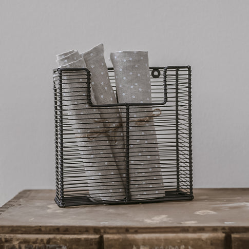 Petit panier suspendu en fil 21 x 21 cm