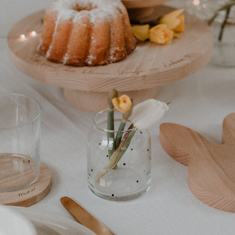 Vase en verre petits pois