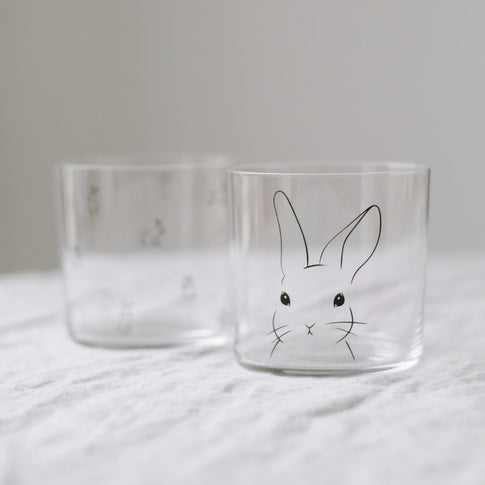 Verre à boire lapin noir