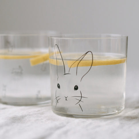 Verre à boire lapin noir