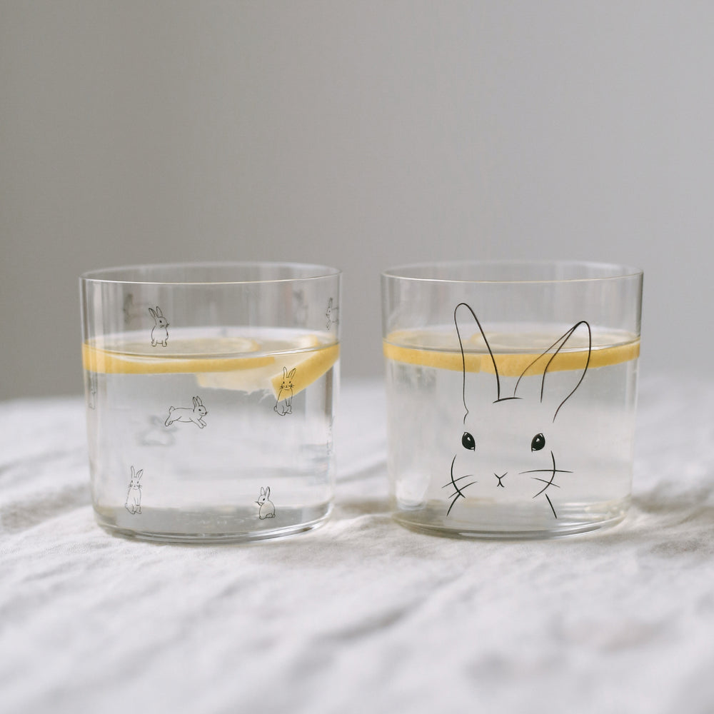 Verre à boire lapin noir