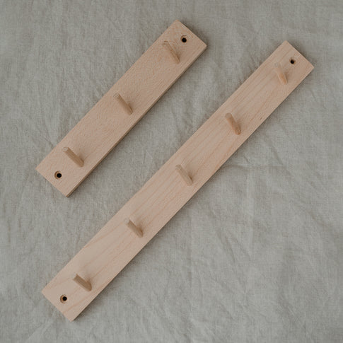 Barre à crochets avec porte-cartes 25 cm