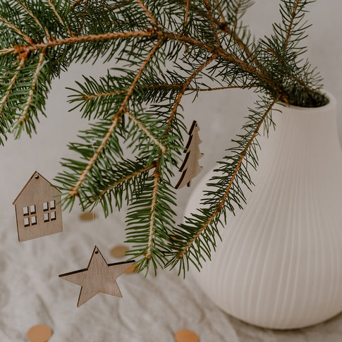 Pendentif en bois maison nature en lot de 8