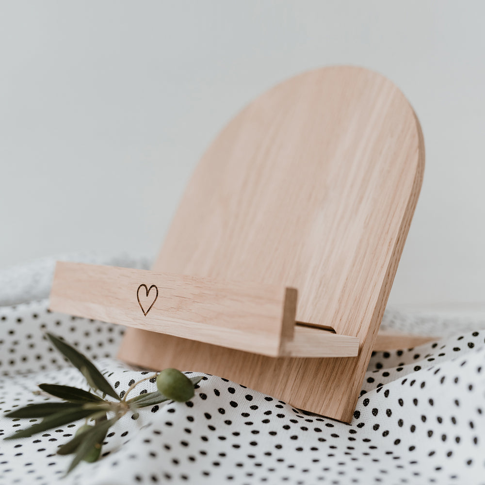 Présentoir à livres coeur en chêne