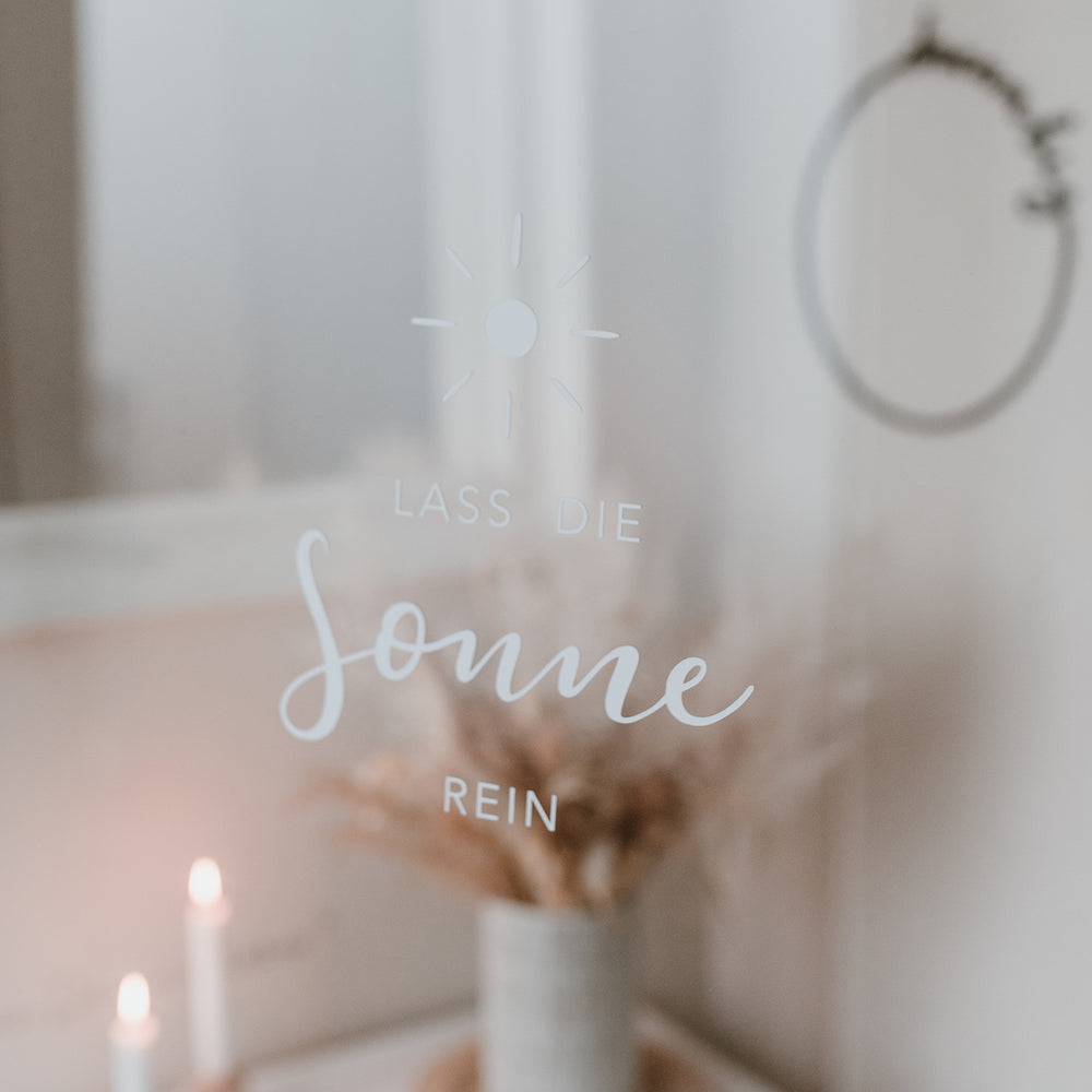 Sticker mural "Lass die Sonne rein/ Laisse entrer le soleil"